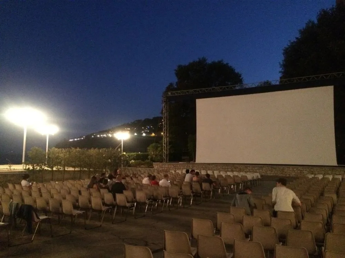 ICI CASA les pieds dans l'eau