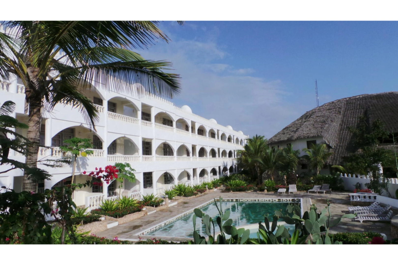 Jacaranda Beach Resort