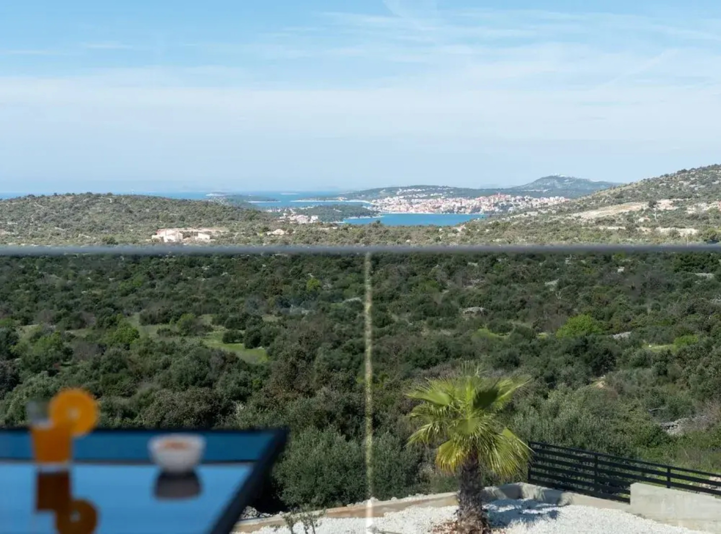 Luminous Infinity Villa With Pool and Gym