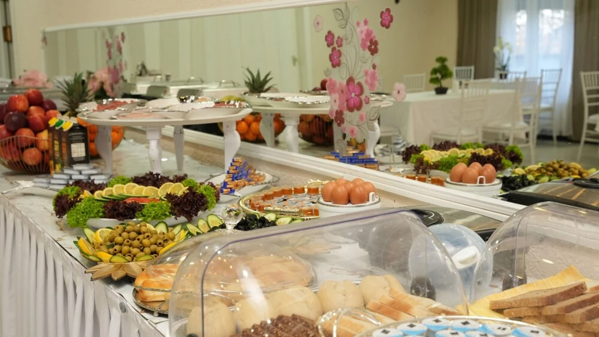 SN Hotel and Restaurant