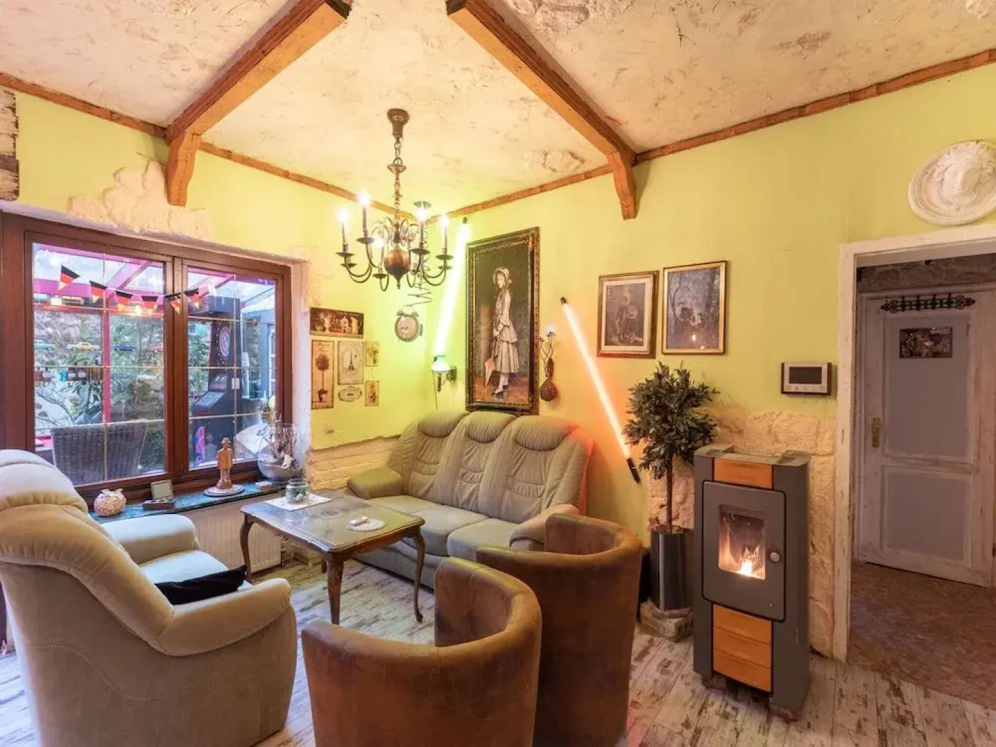 Comfortable Apartment in Wismar Mecklenburg With Fireplace