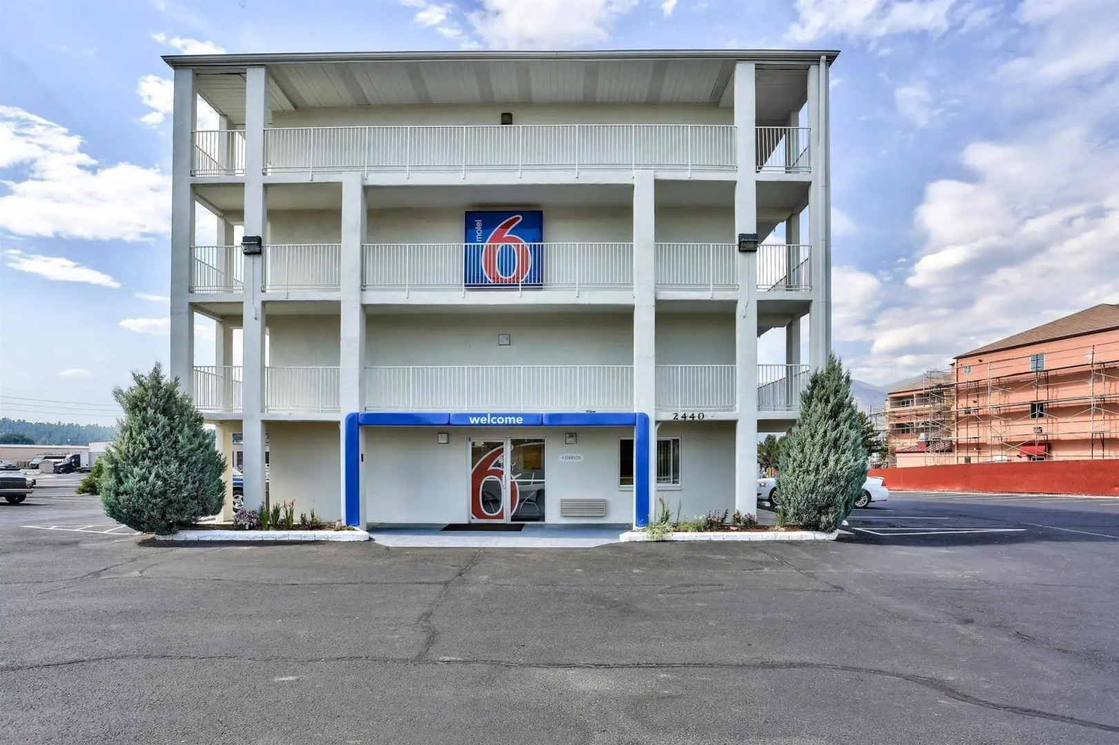 Motel 6 Flagstaff East - Lucky Lane