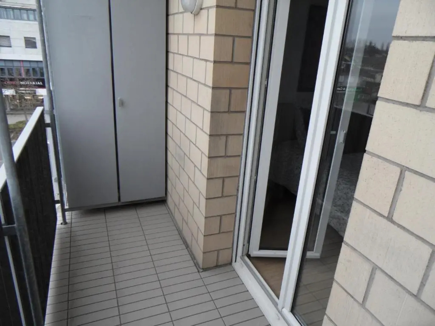 # Studio Bon Emplacement Avec Parking #