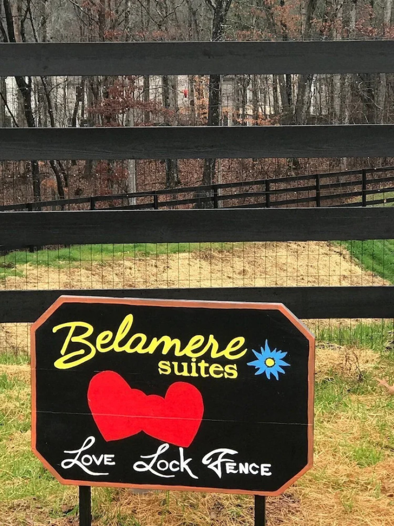 Belamere Swimming Pool Suites