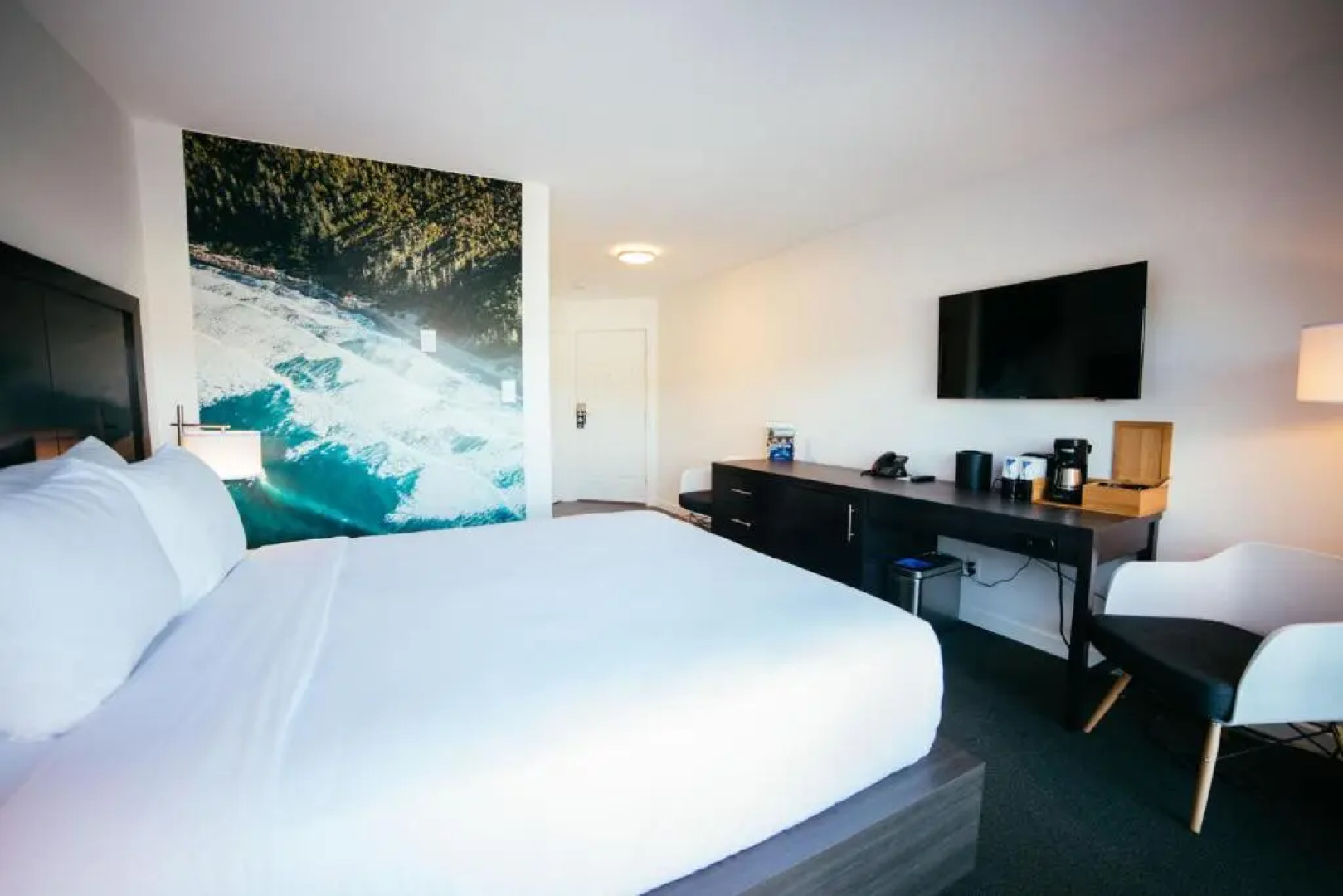 Tofino Resort & Marina