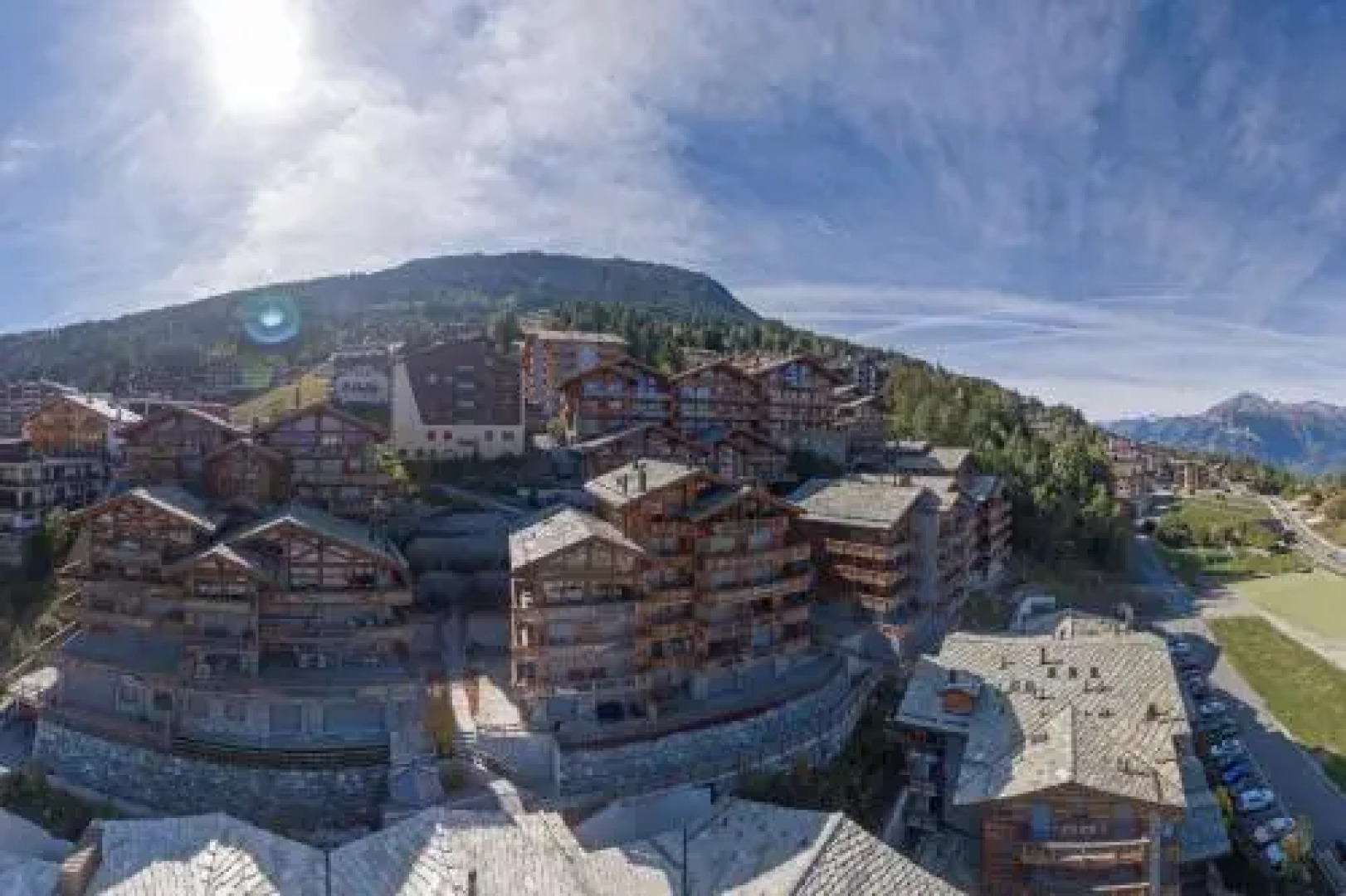 Montagnard 12 - spa access - car and careless holidays!