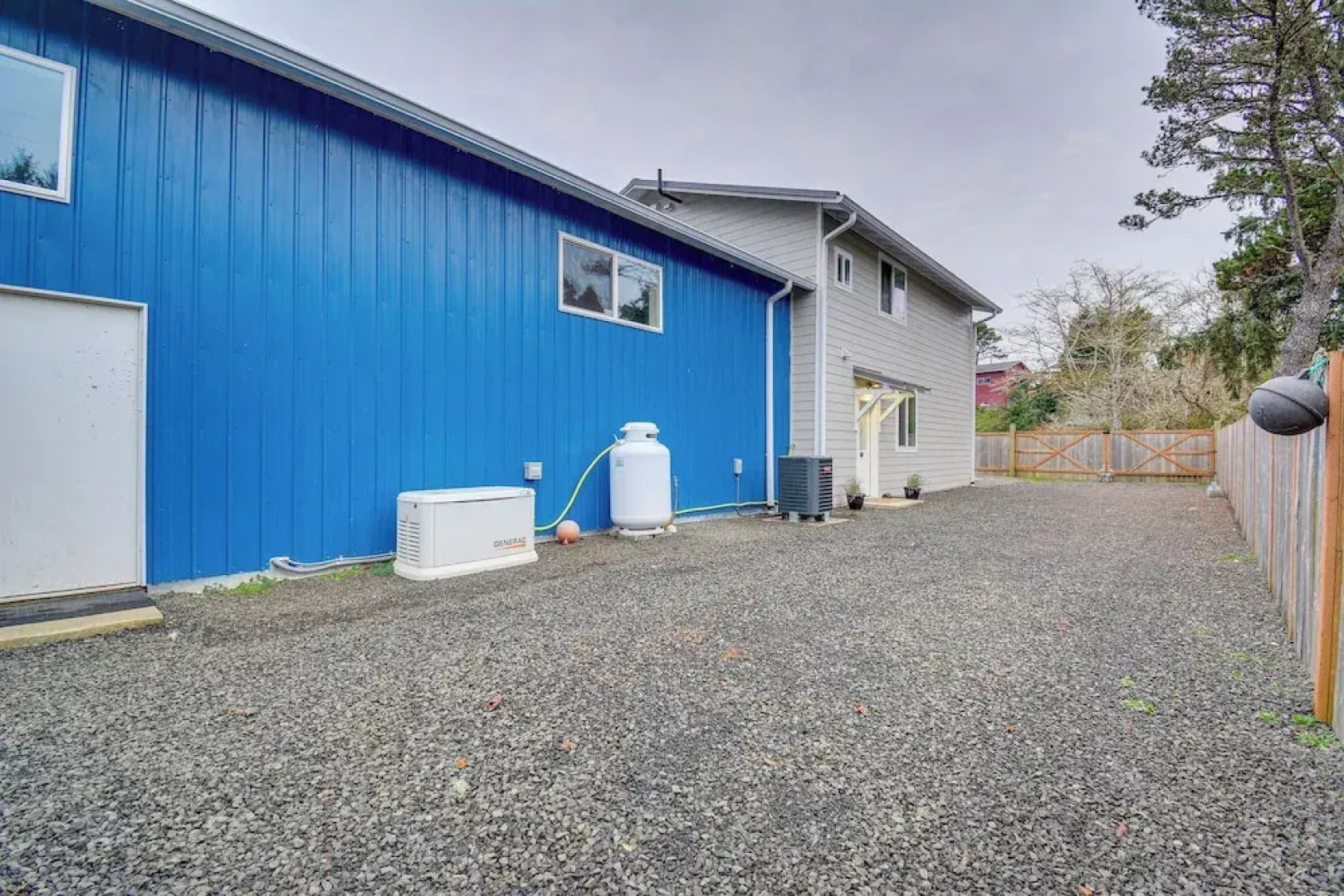 Westport Home w/ Hot Tub: 2 Blocks to Beach!