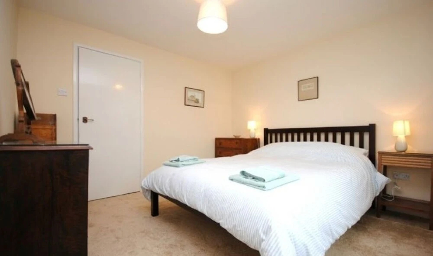 Beacon Square, Emsworth 414122