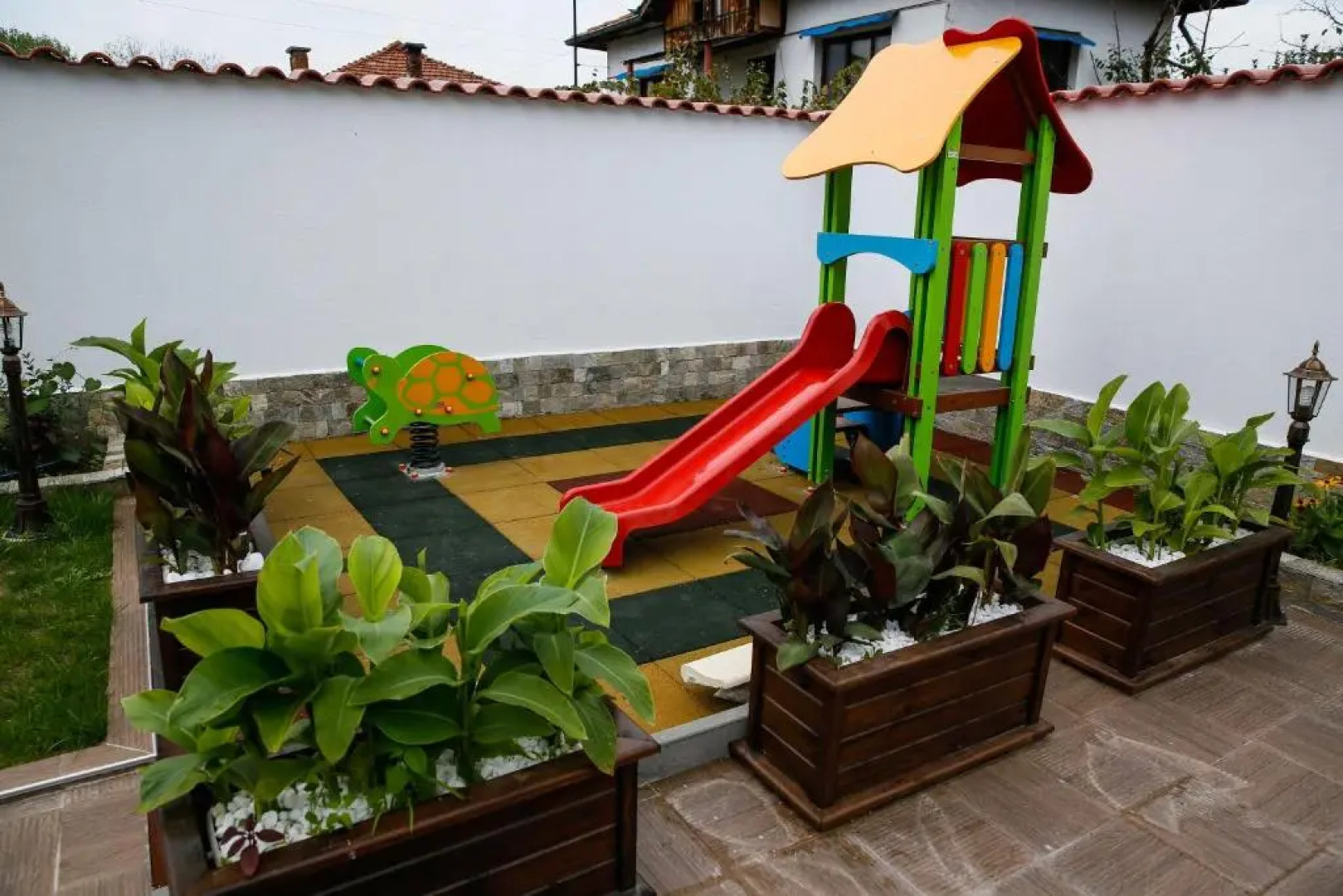 Einstein House & Spa