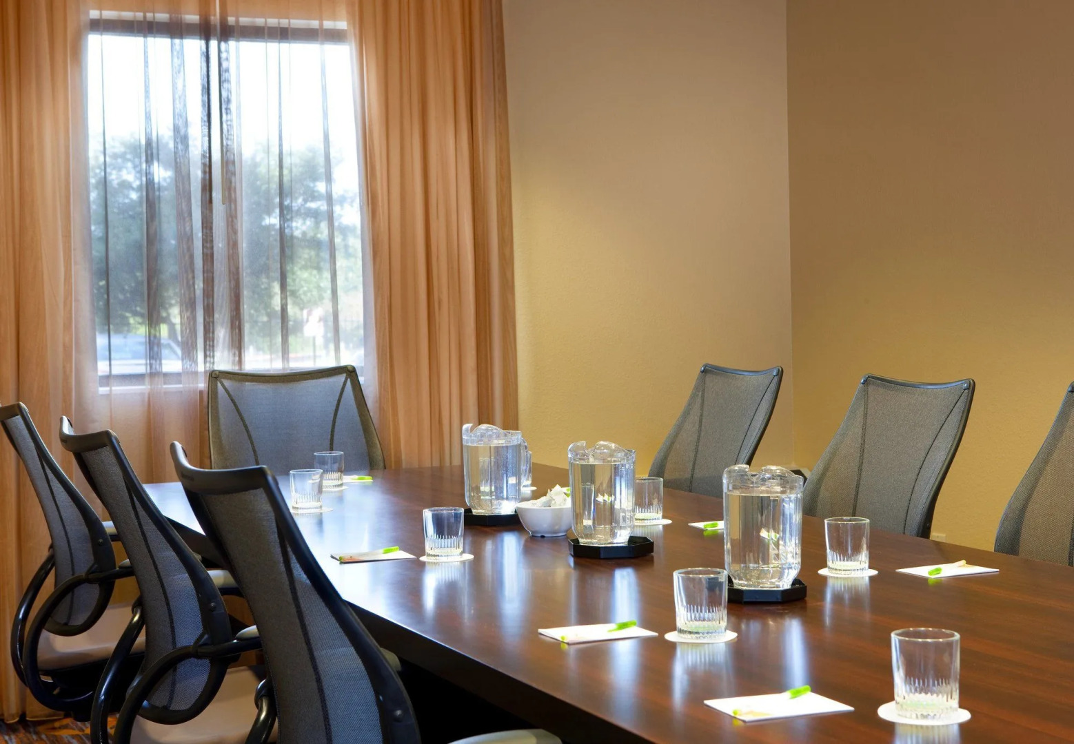 Courtyard by Marriott Dallas Addison/Quorum Drive