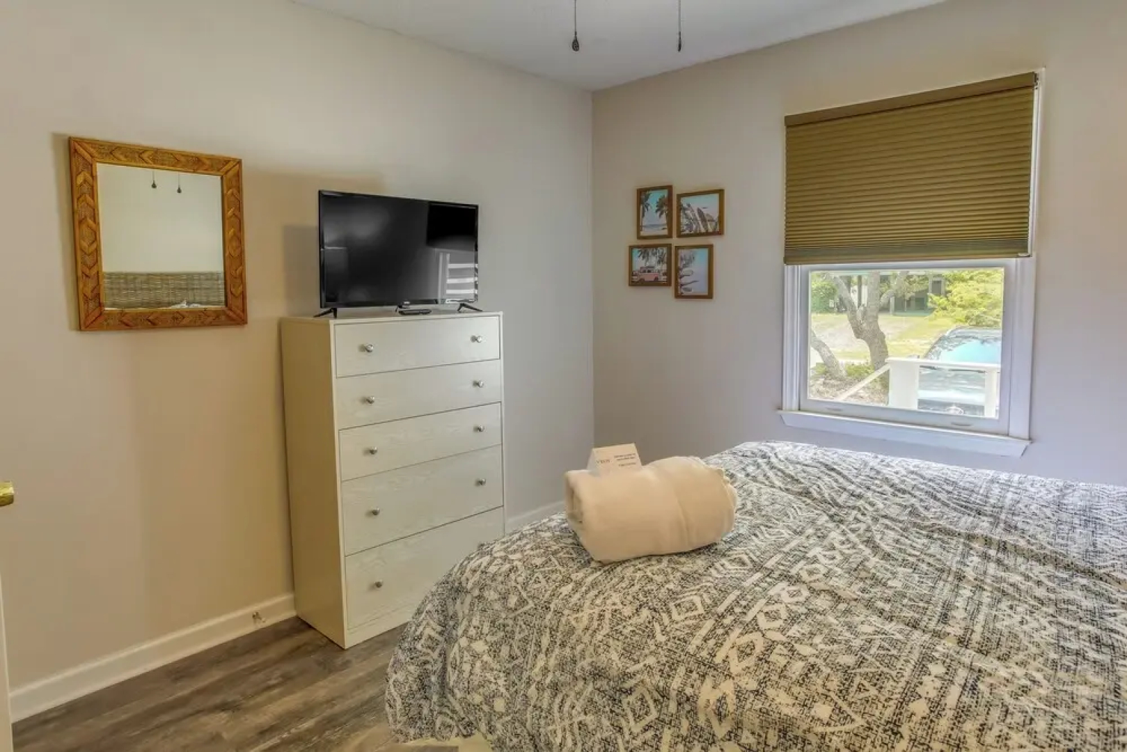 Dog-friendly Oak Island Rental - 1 Mi to Beach!