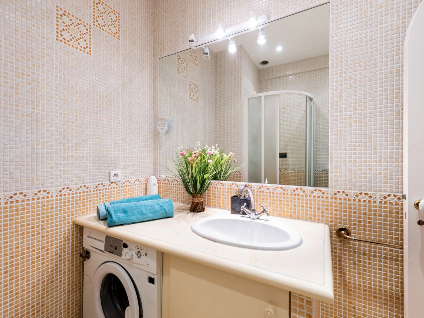 VANEAU Somptueux appartement 3P proche de la Croisette et ses plages