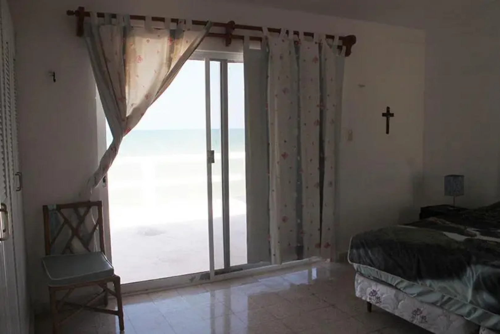 Casa Charuff frente al mar con wifi