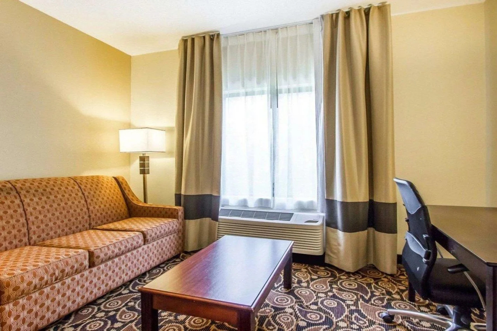 Comfort Suites Mobile East Bay