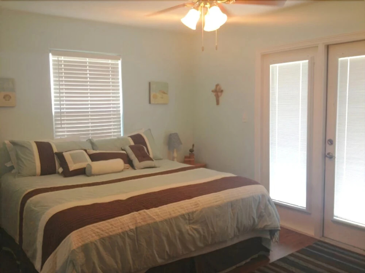 Flower Pot 3 Bedroom Home