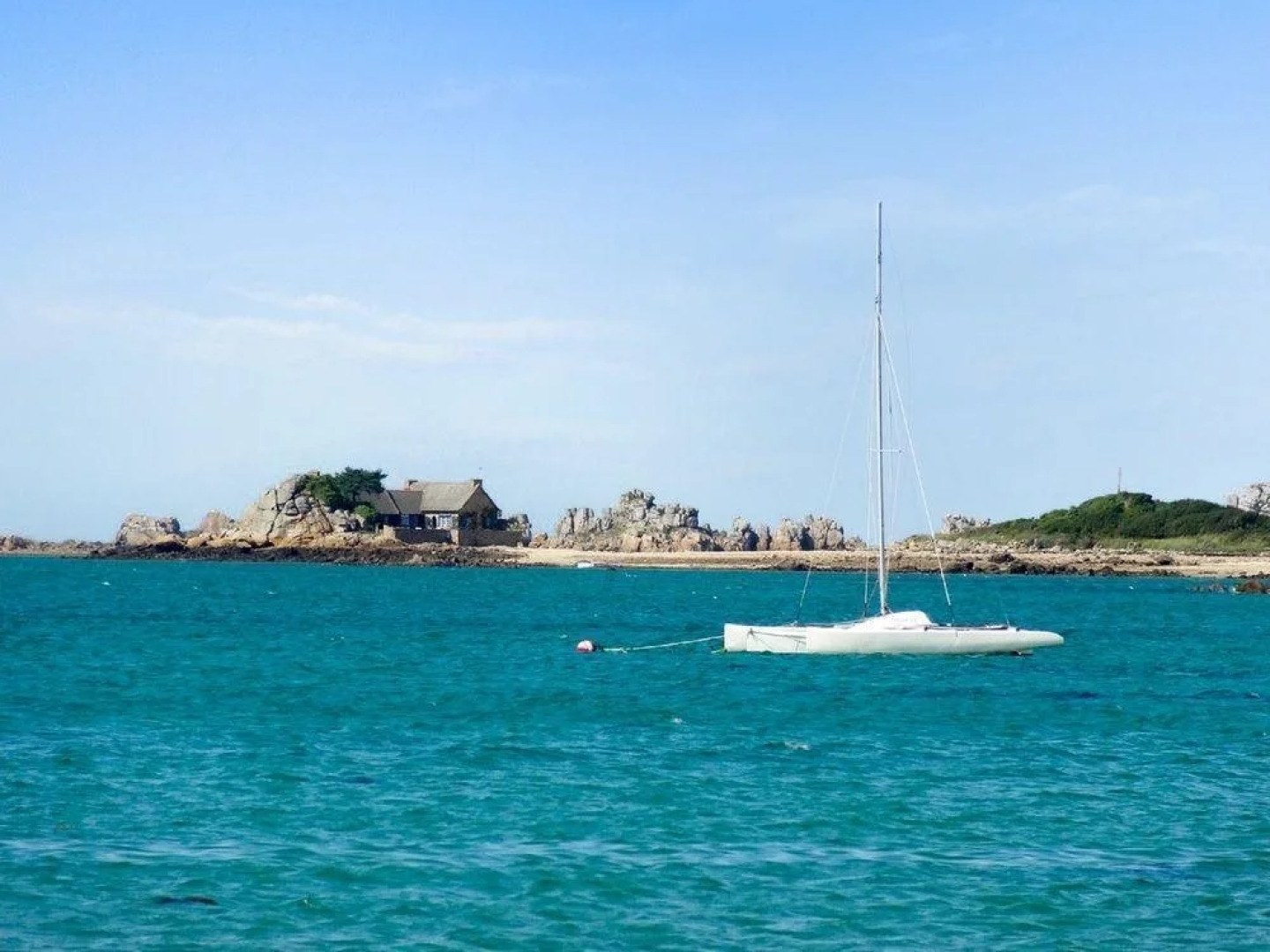 House With 5 Bedrooms in Plougrescant, With Furnished Garden - 2 km Fr