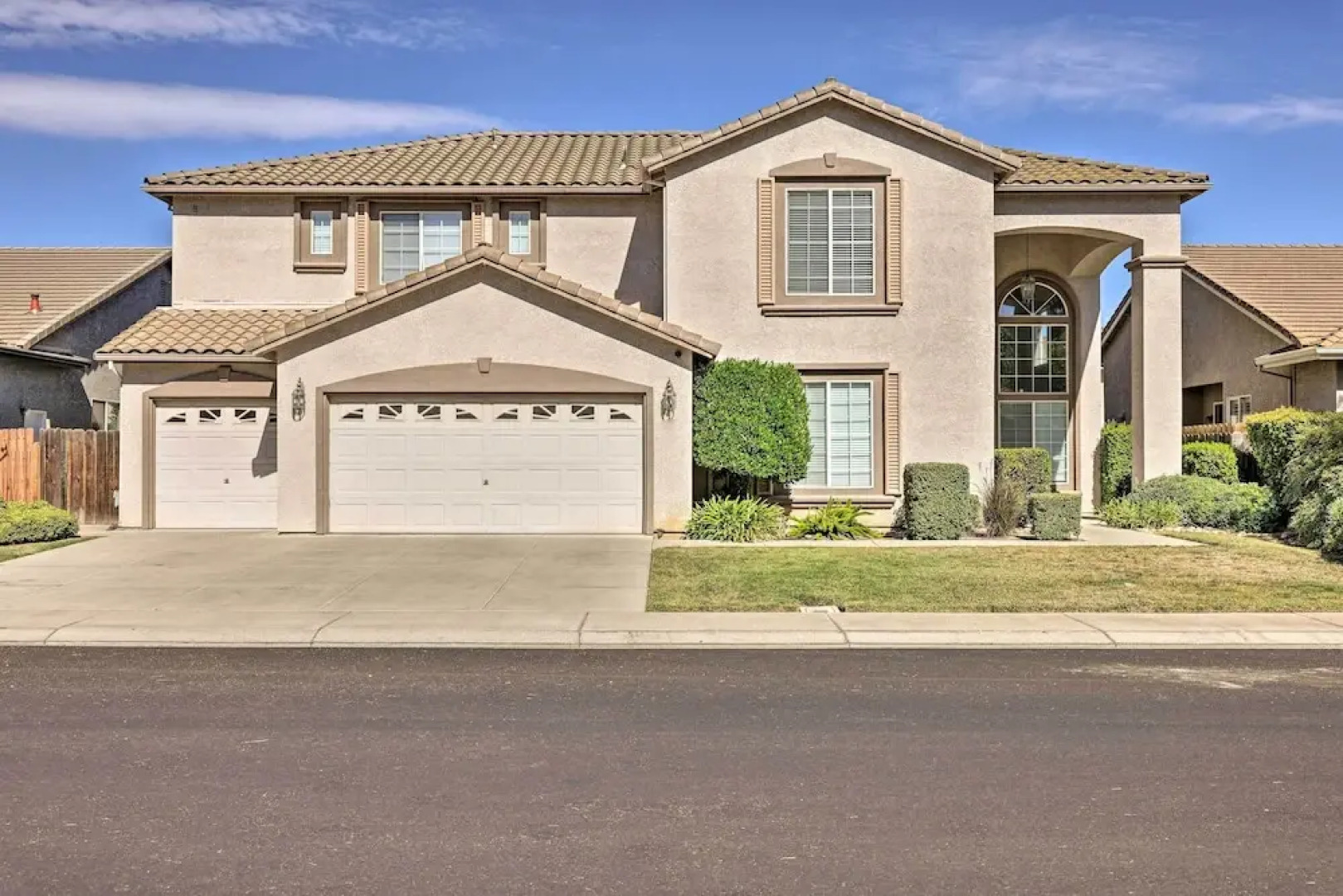 Family-friendly Modesto Home w/ Grill & Yard