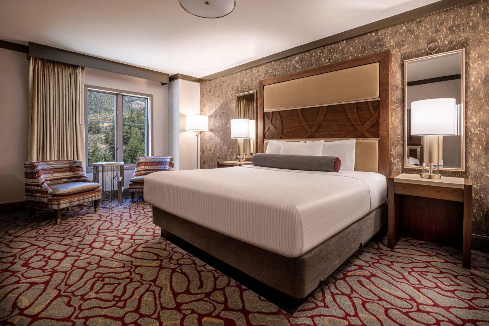 Horseshoe Black Hawk - A Caesars Rewards Destination