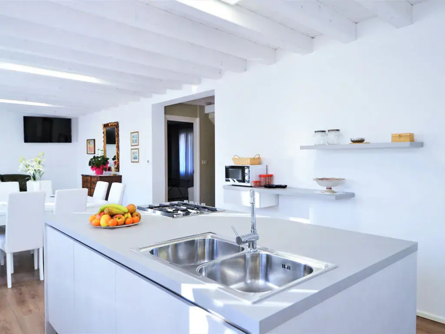 Stellar Apartment in Miane With Shared Swimming Pool