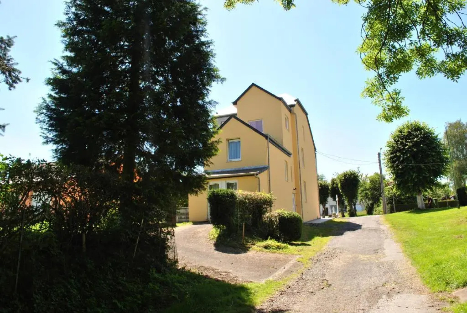 Hotel Aux Beaux Rivages En Gaume