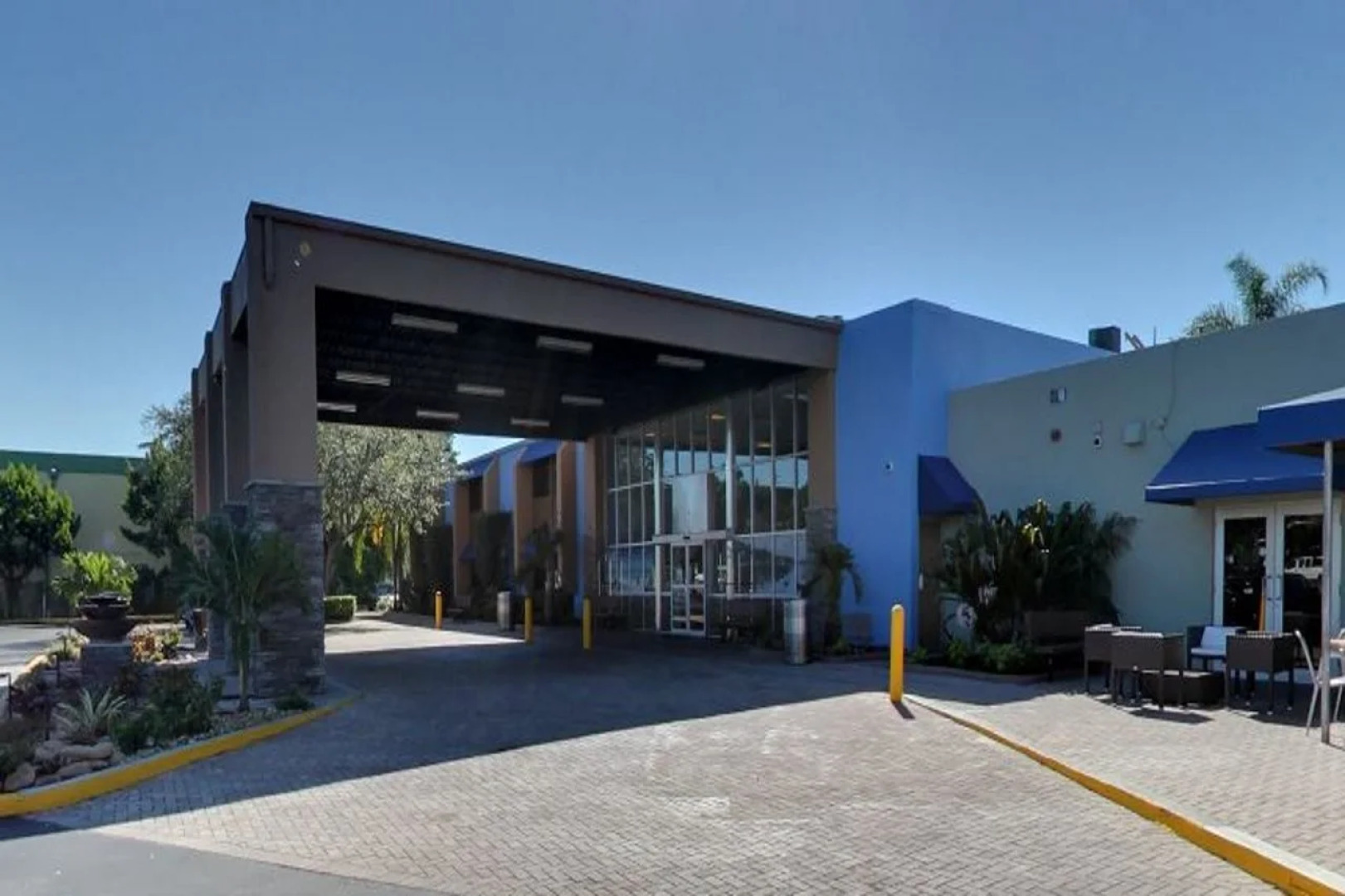 Rodeway Inn & Suites Fll Airport - Cruise Port