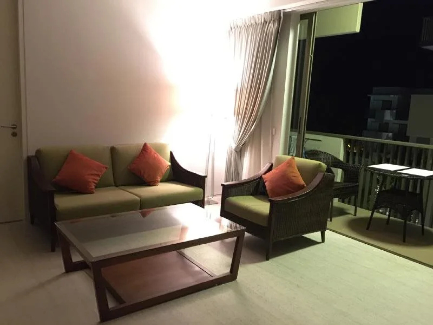 By The Sea-Panoramic Seaview Luxury Suite