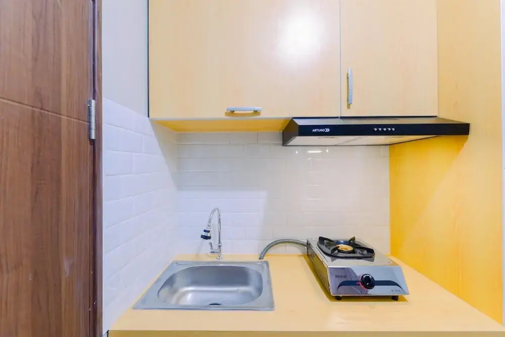 Homey Studio At Lrt City Sentul - Royal Sentul Park Apartment