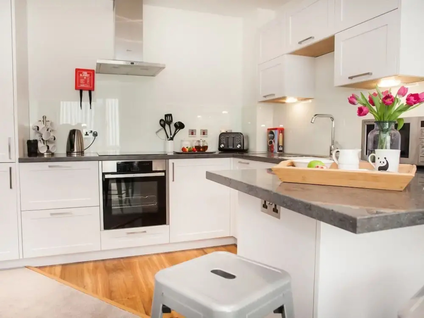 Henge House - Sarsen Apartment