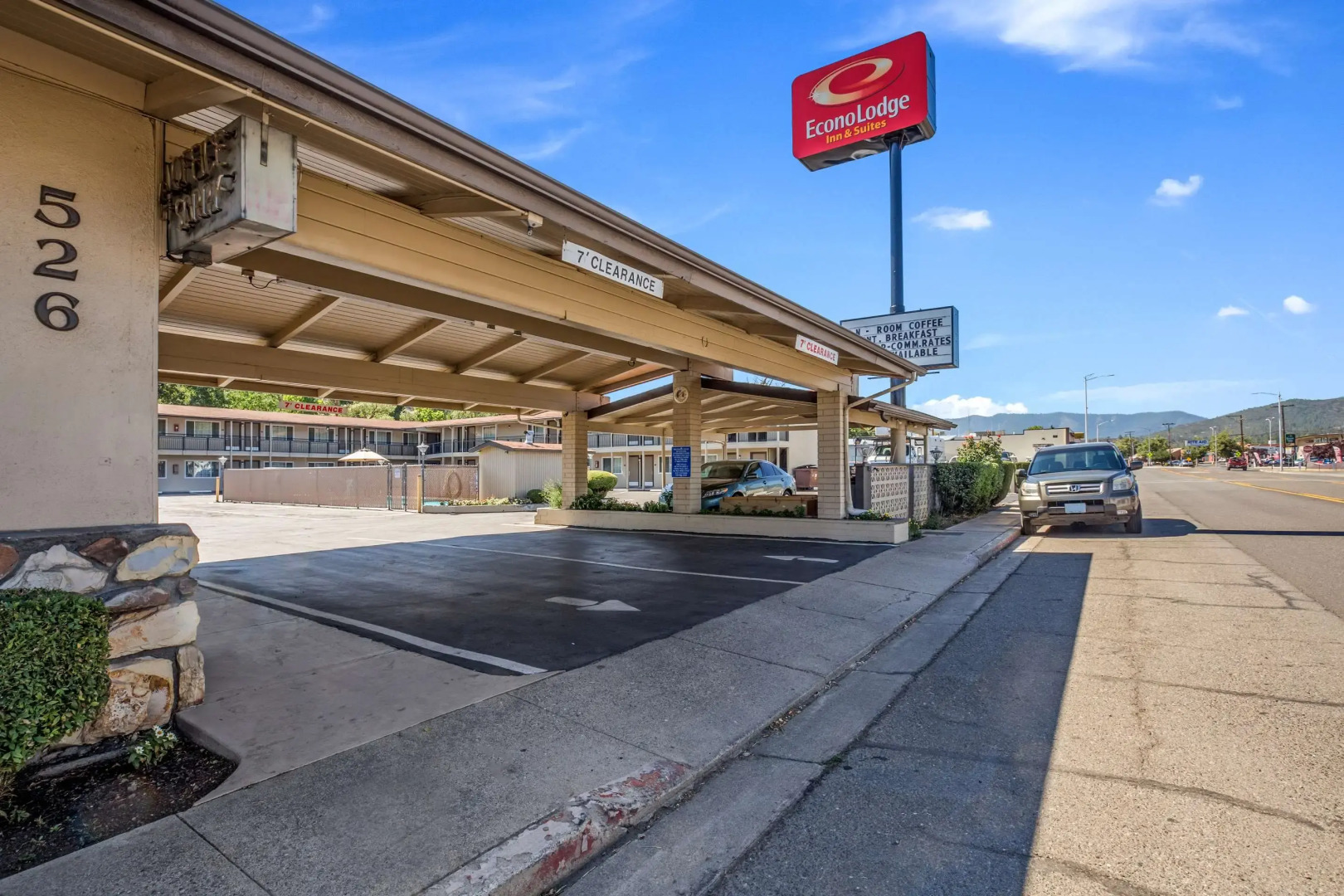Econo Lodge Inn & Suites Yreka
