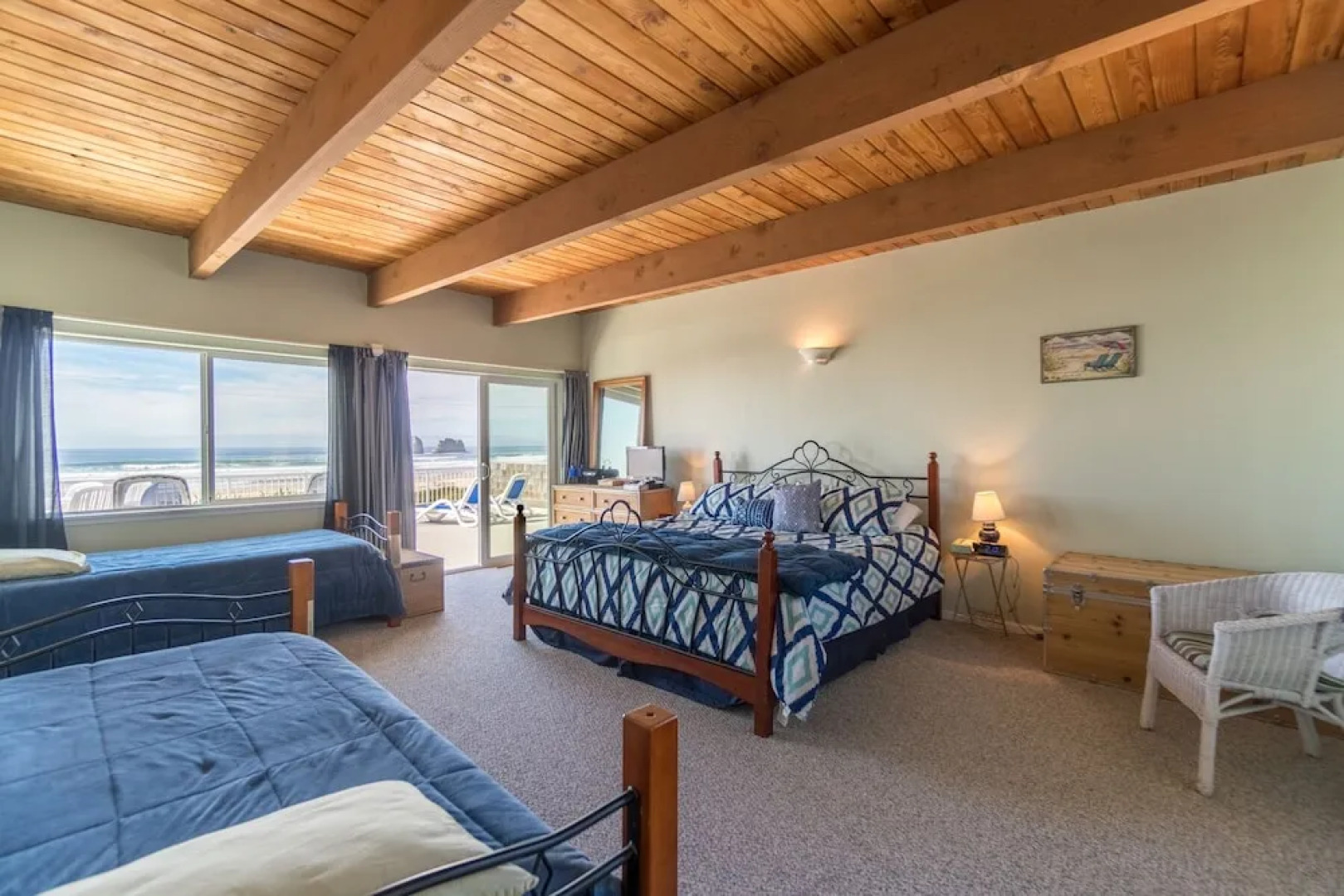 The Strand at Twin Rocks