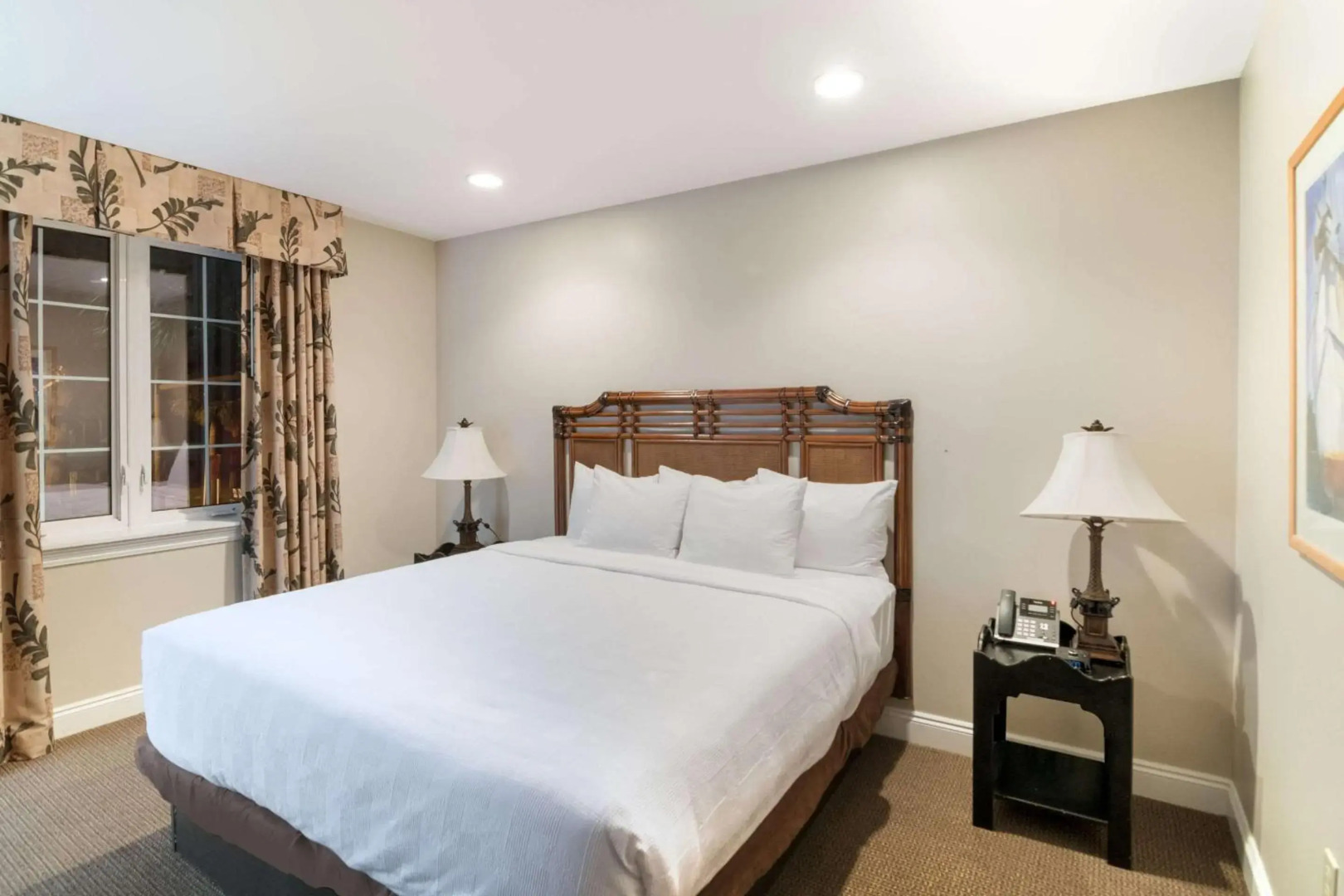 The Port Inn and Cottages, an Ascend Collection Hotel