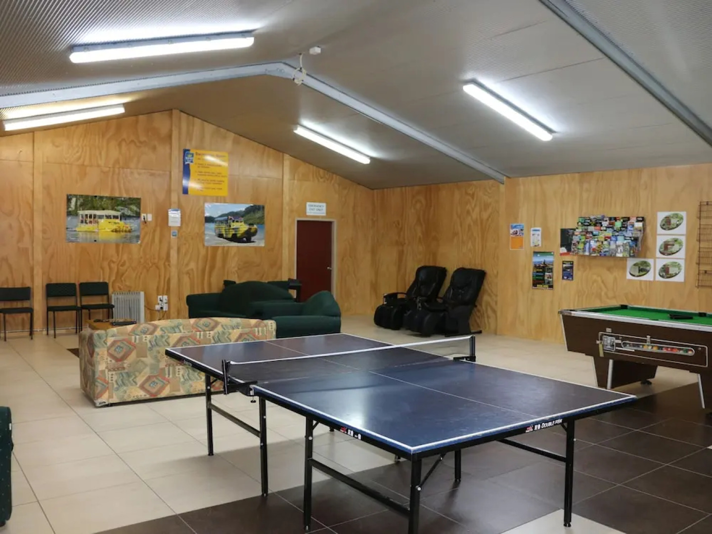 Blue Lake Top 10 Holiday Park