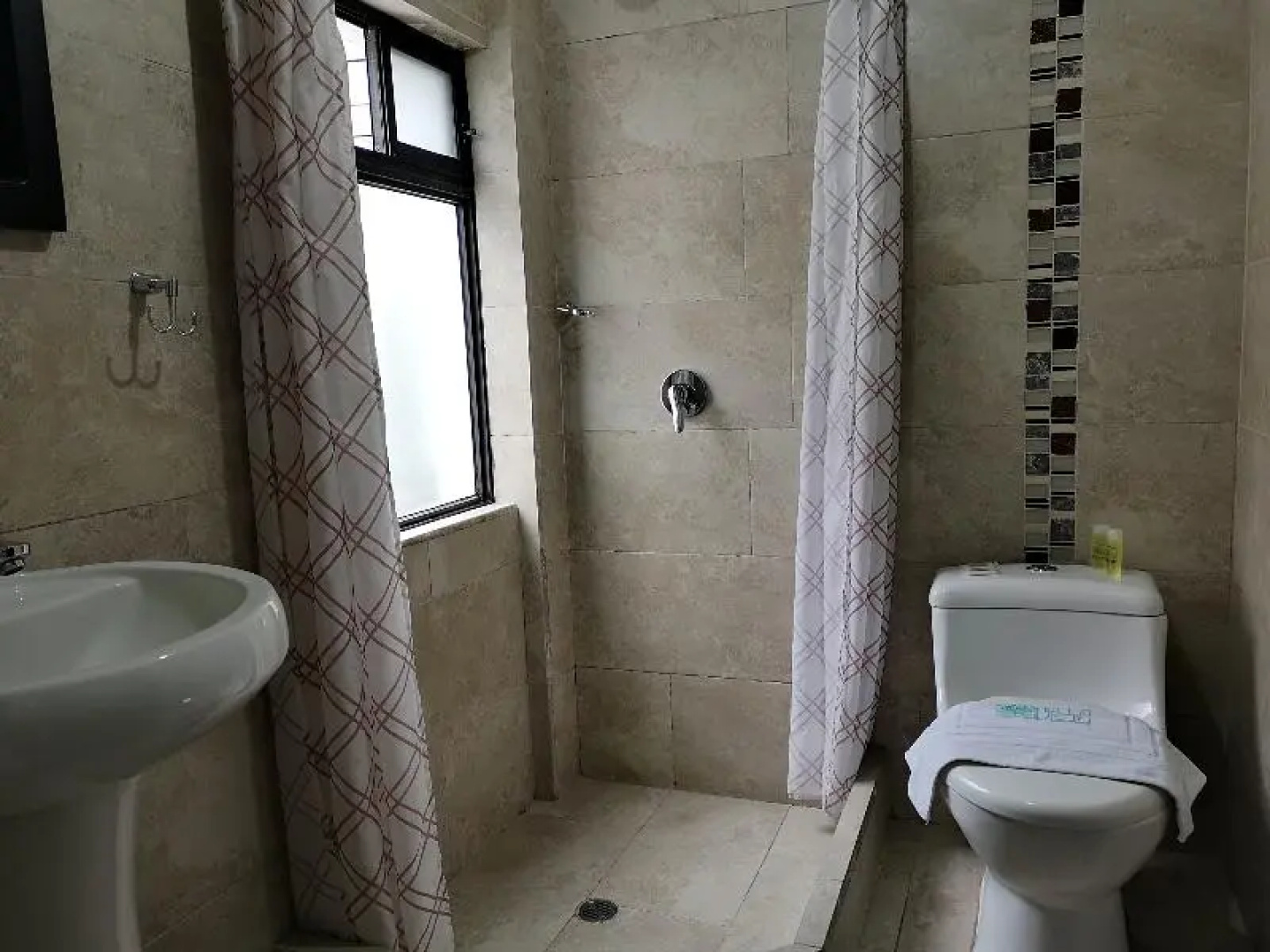 Hotel Muros Quito