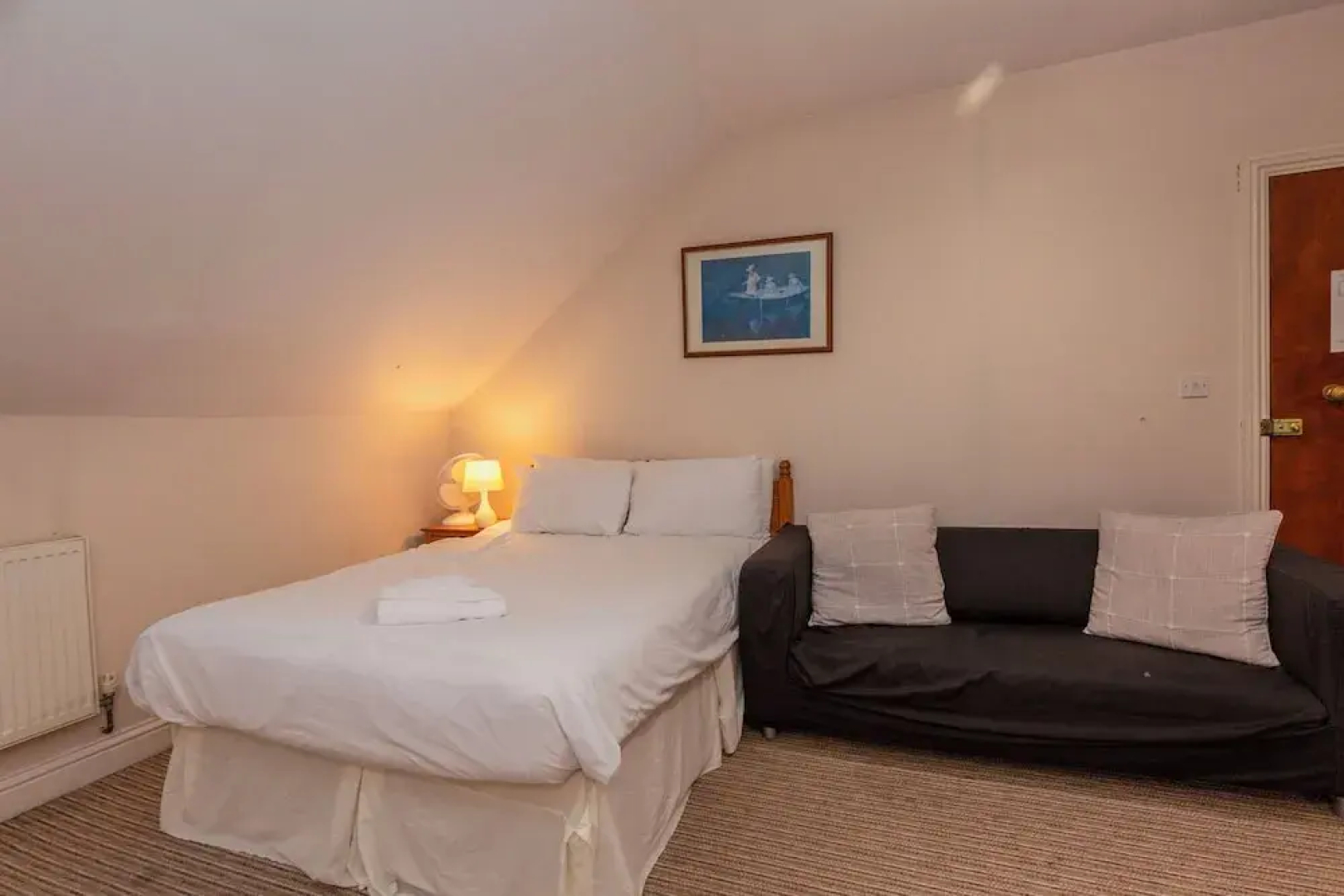 Ricky Road Guest House - Budget