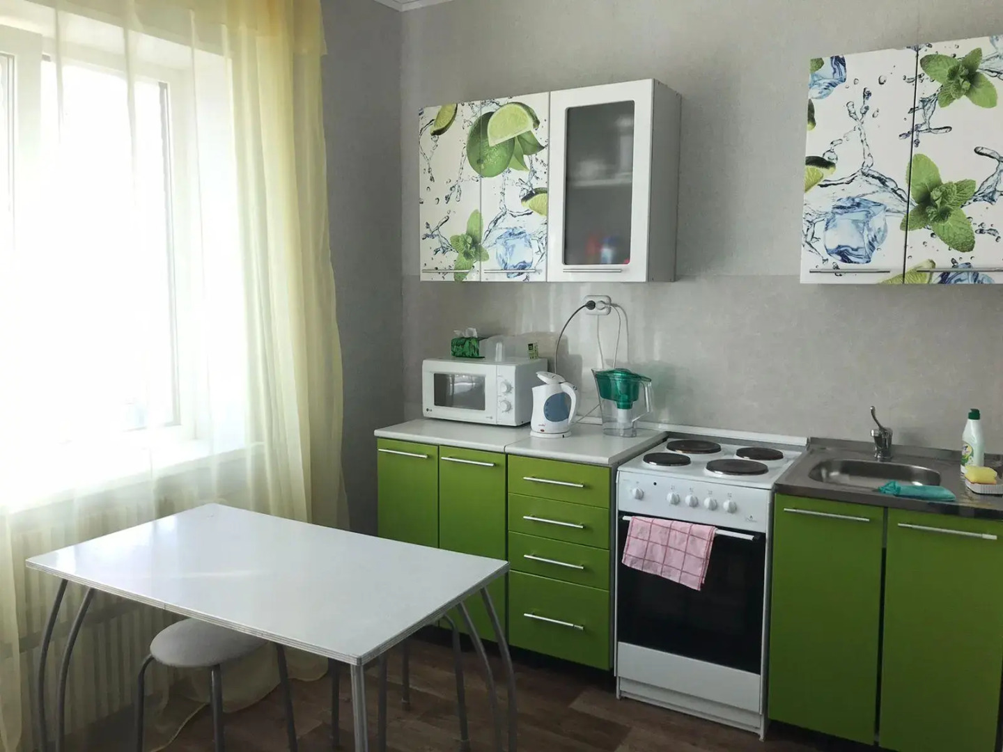 Апартаменты ТРЕШКА на улице Жукова 3