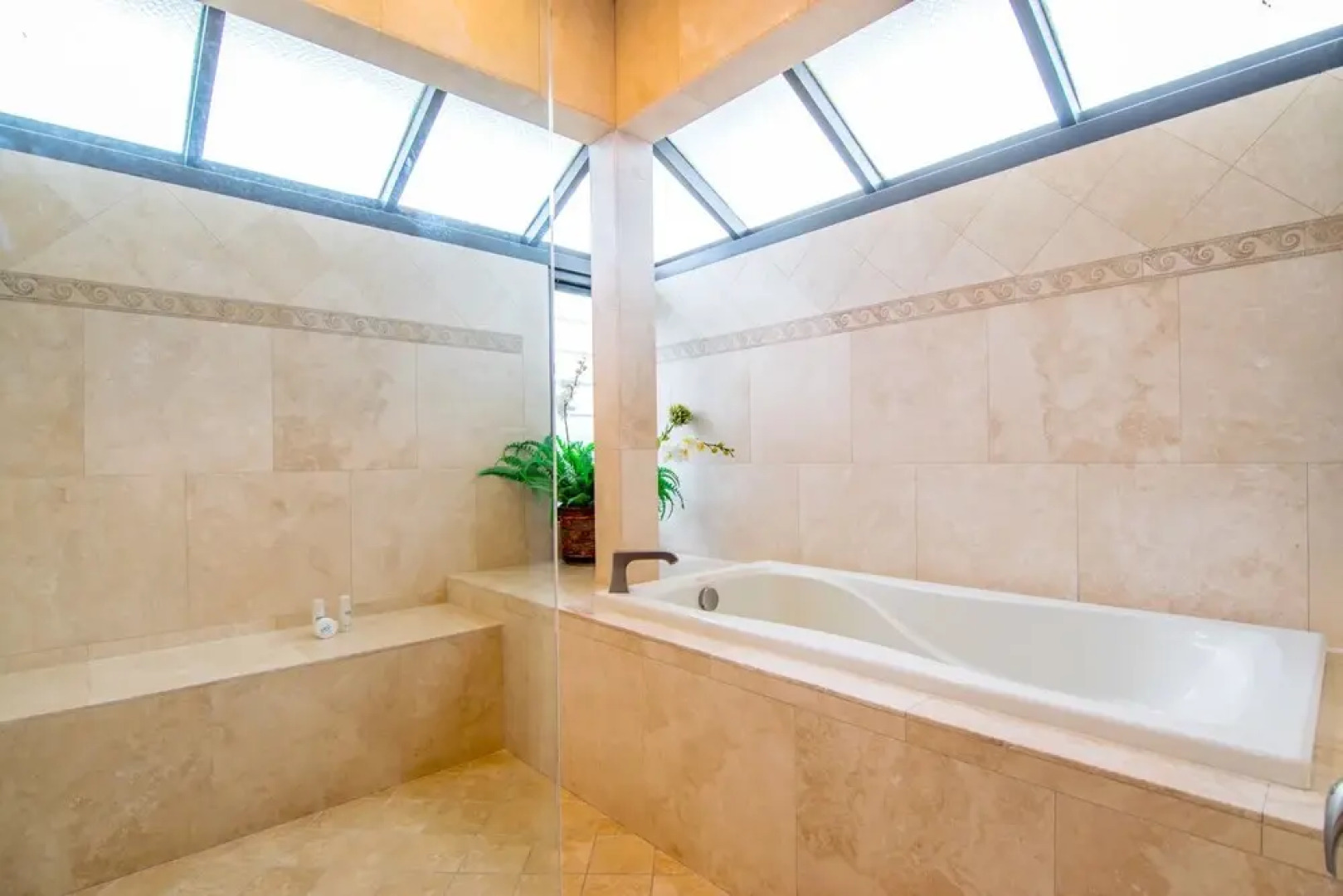 Kapalua Bay Villa 35B3 Gold Ocean Front - 2 Br Villa