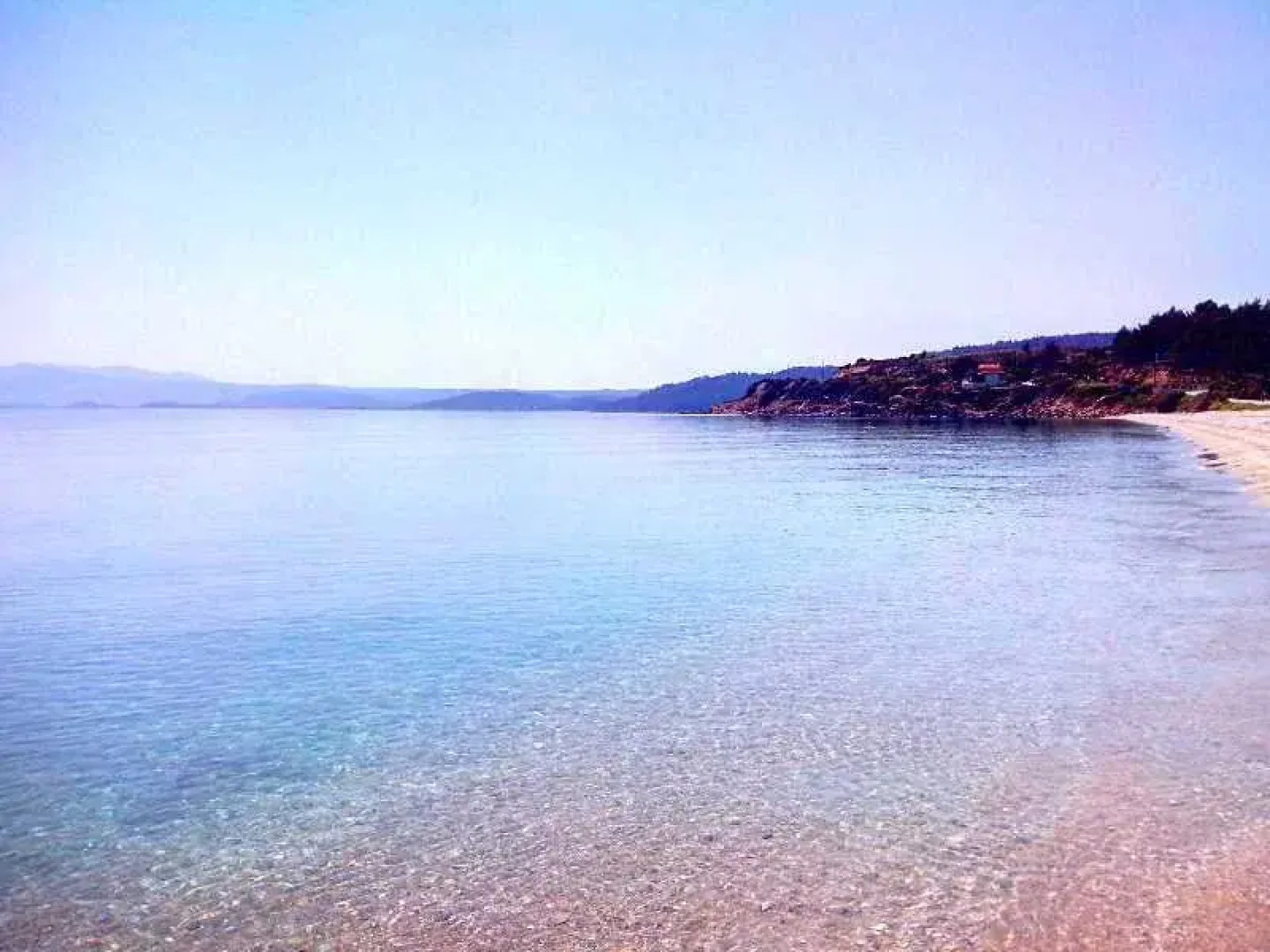 Salonikiou Beach Deluxe Apartments