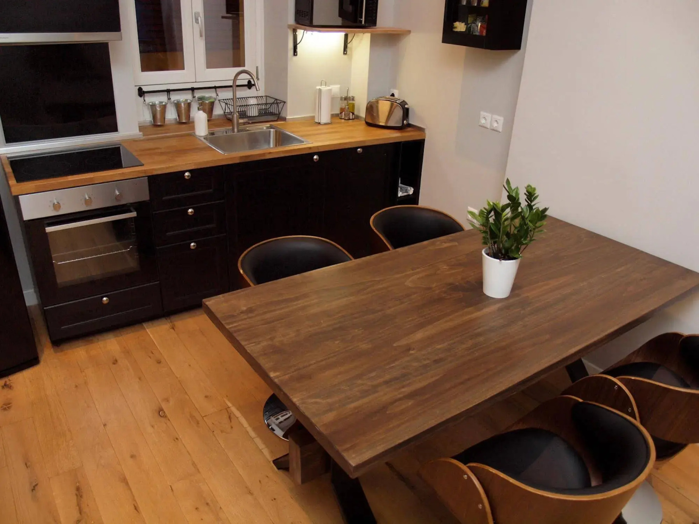 B Residence in Glyfada