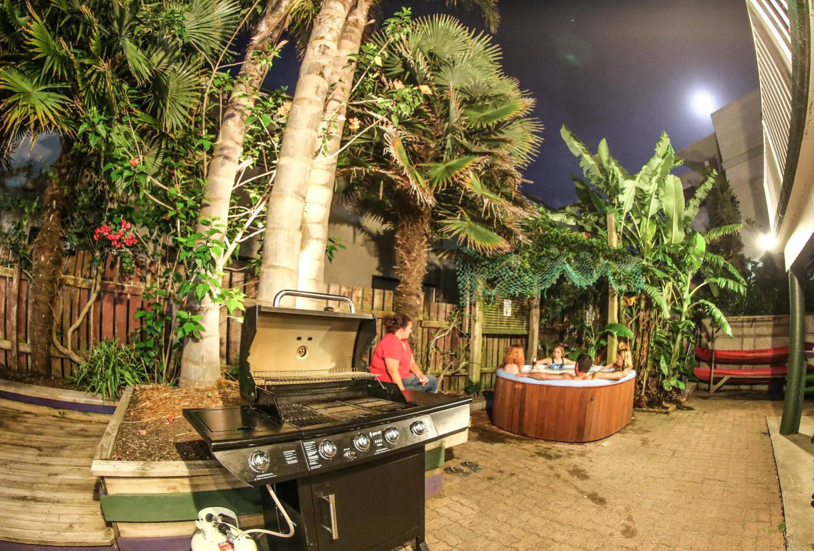 Centabay Lodge - Hostel