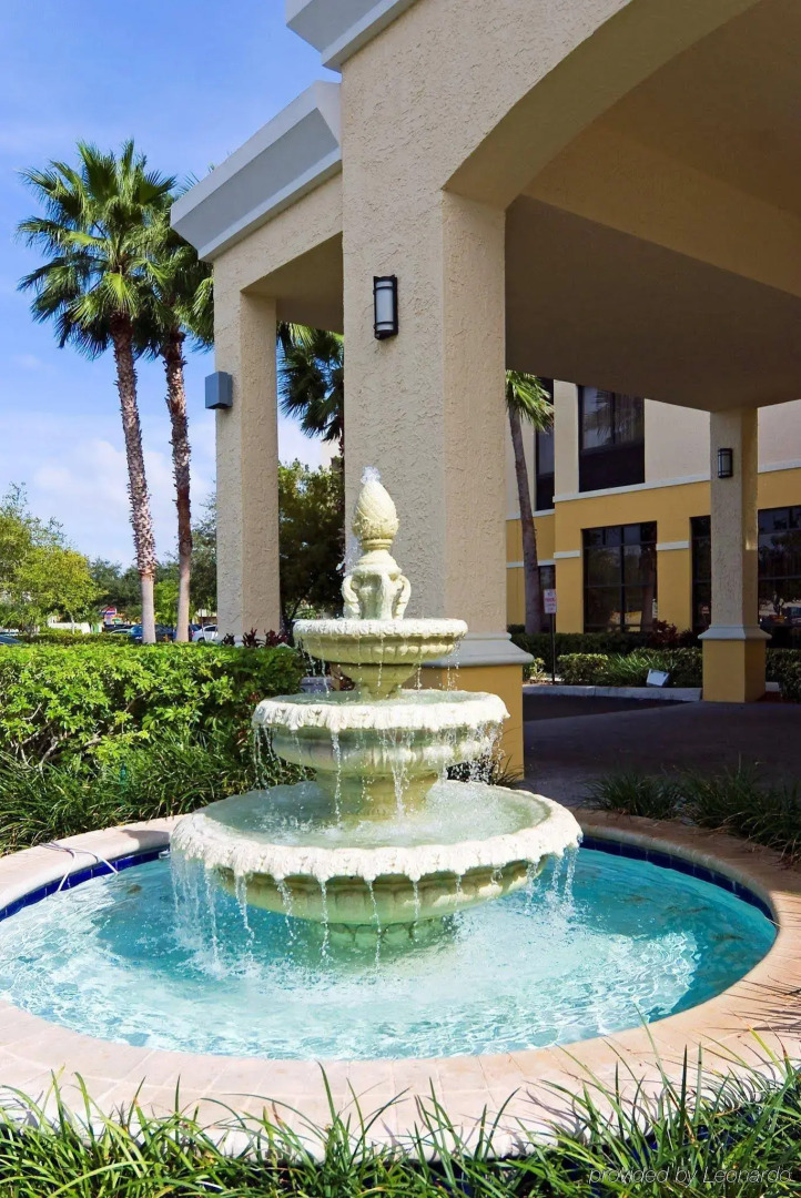 Holiday Inn Express & Suites Kendall East Miami by IHG