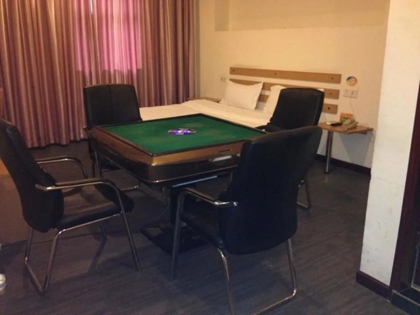 Wuhan Demo Express Hotel Wuchang Railway Station