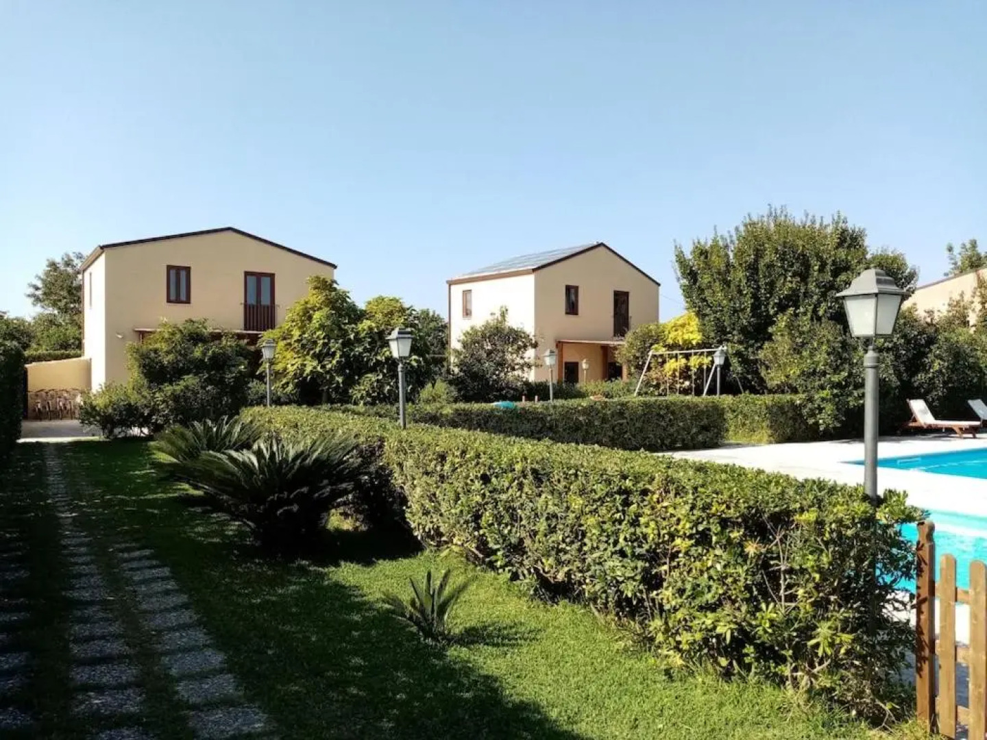 Ville dell'Eden con 9 camere da letto in 6 unità abitative