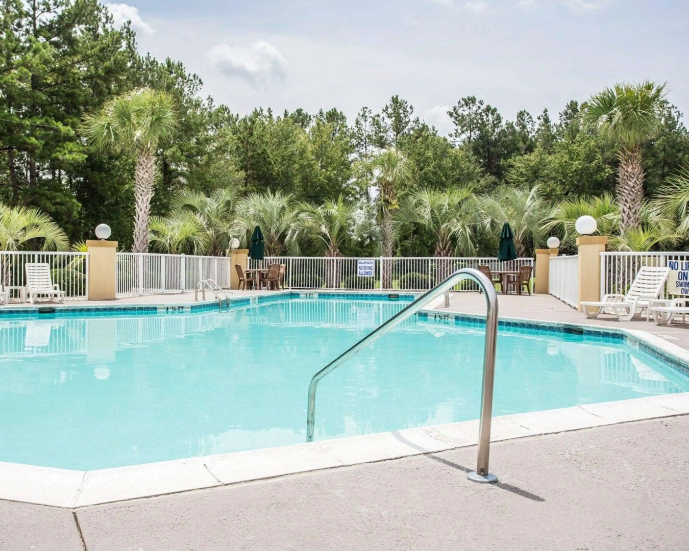 Comfort Inn & Suites Walterboro I-95