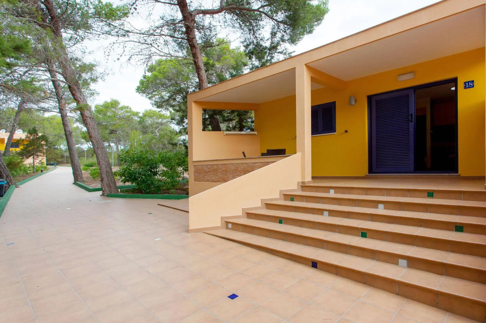 Ses Eufabietes Apartments & Restaurant