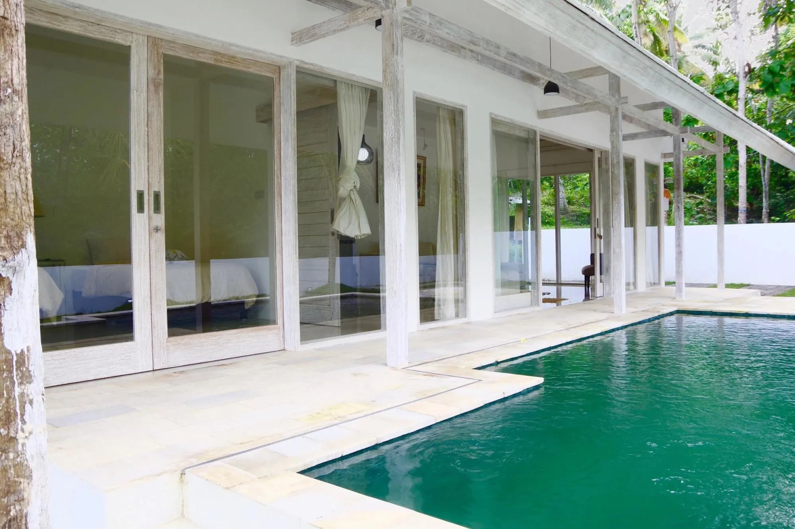 Bali Taman Sari Villas & Restaurant