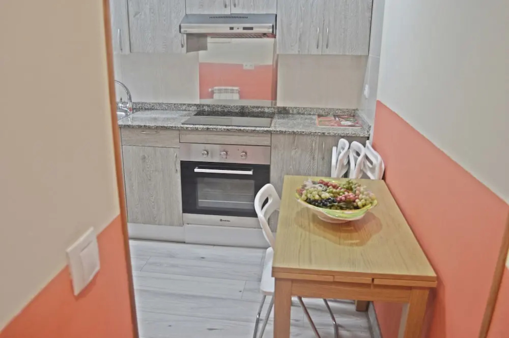 Apartamentos La Capitana I, II y III