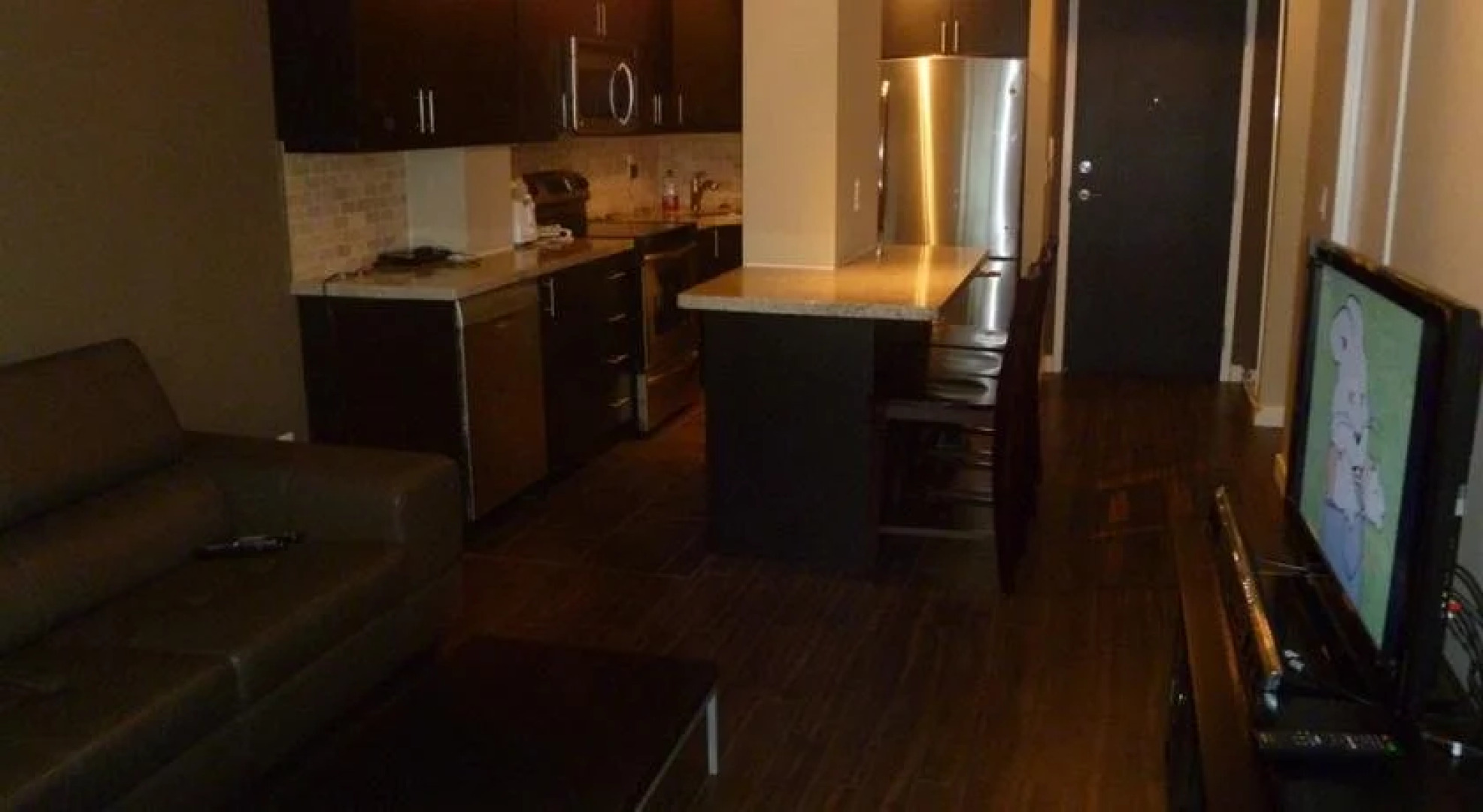 By the Lake Suite - City View