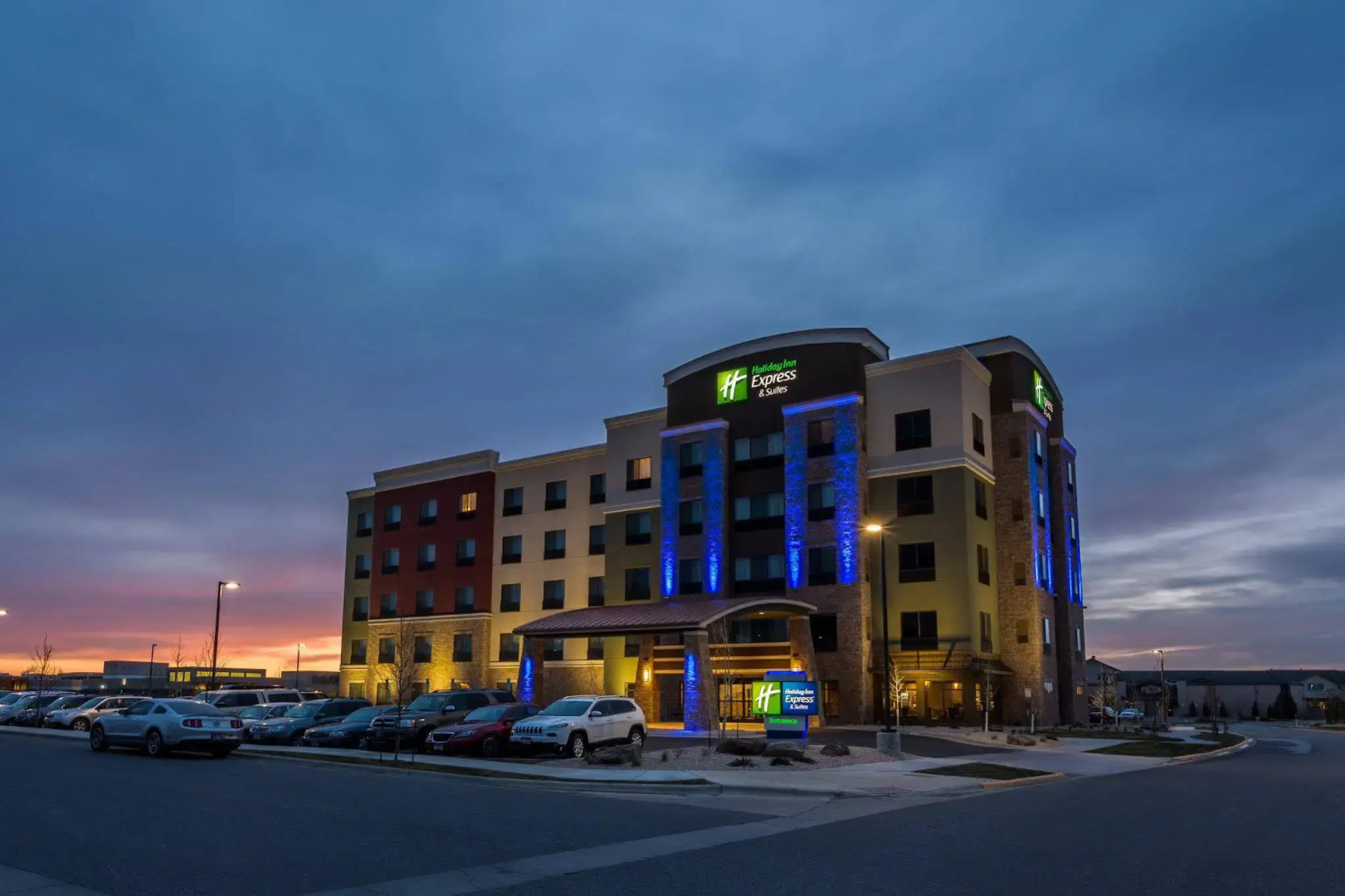 Holiday Inn Express & Suites Billings by IHG