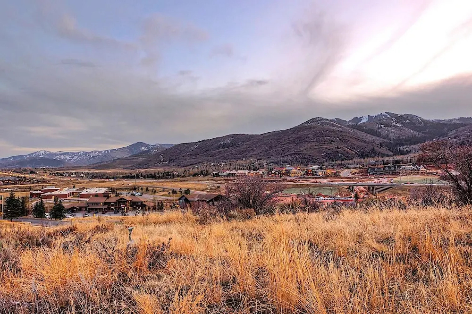 Central to Ski Utah by Casago