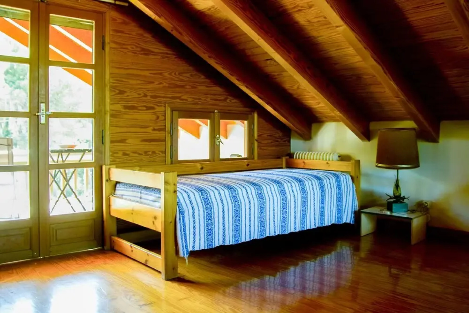 Villa Donna - Unique 3 level home